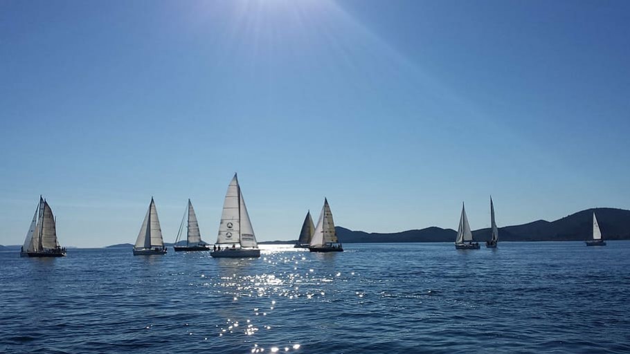 200 bateaux participent au Grand Prix de l’Ecole Navale de France